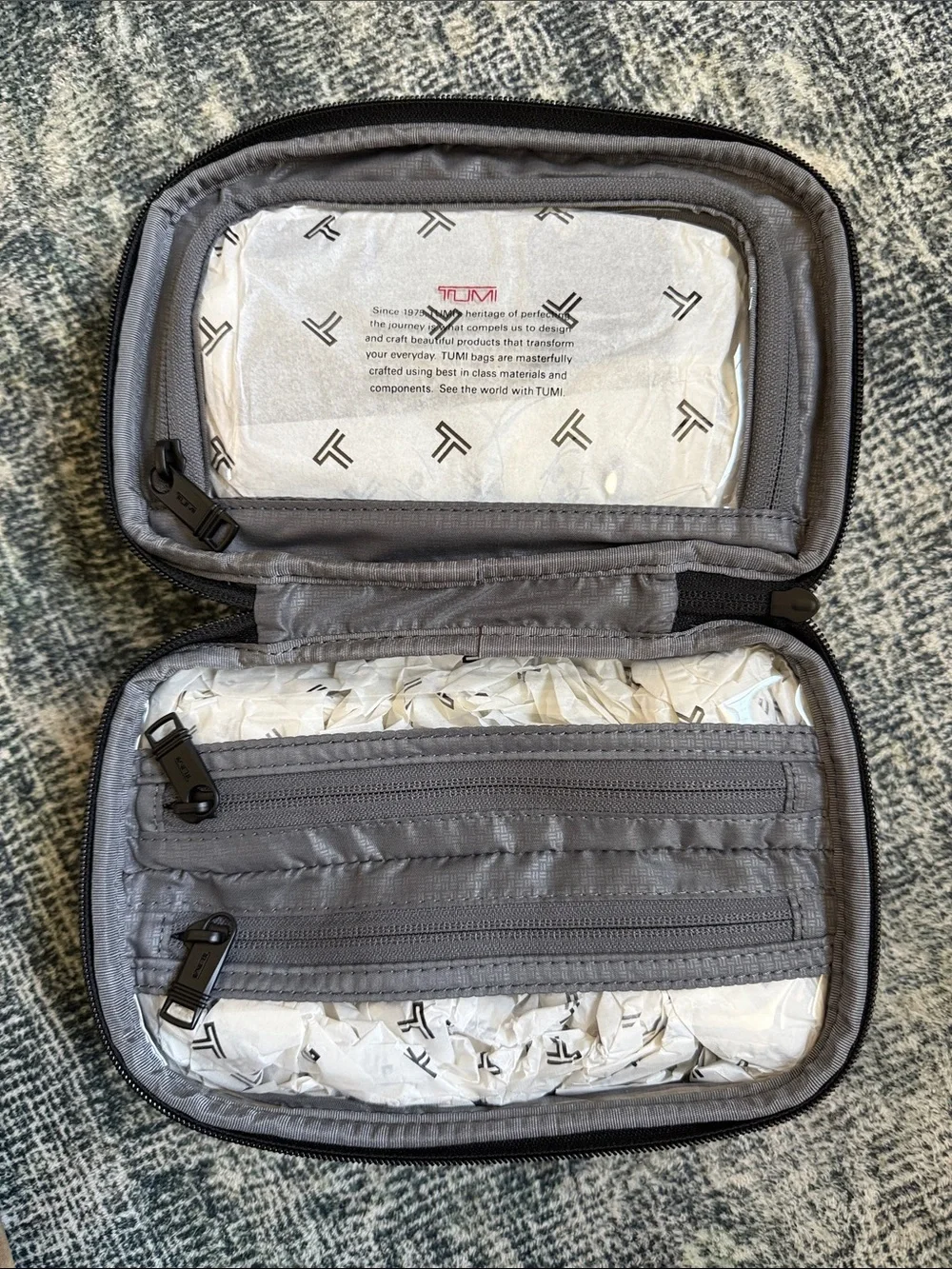 ⚡️NWT⚡️Tumi Alpha Split Travel Kit Bag
